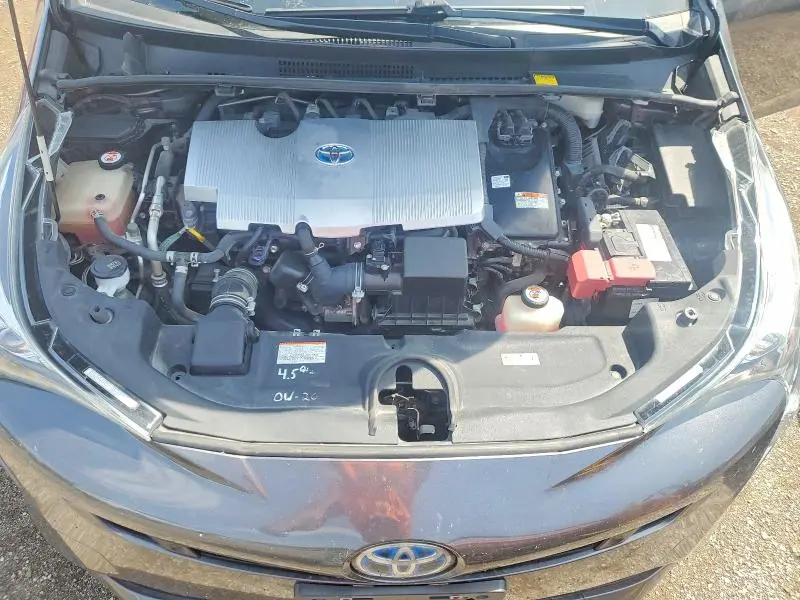 2018 TOYOTA PRIUS FOUR TOURING  