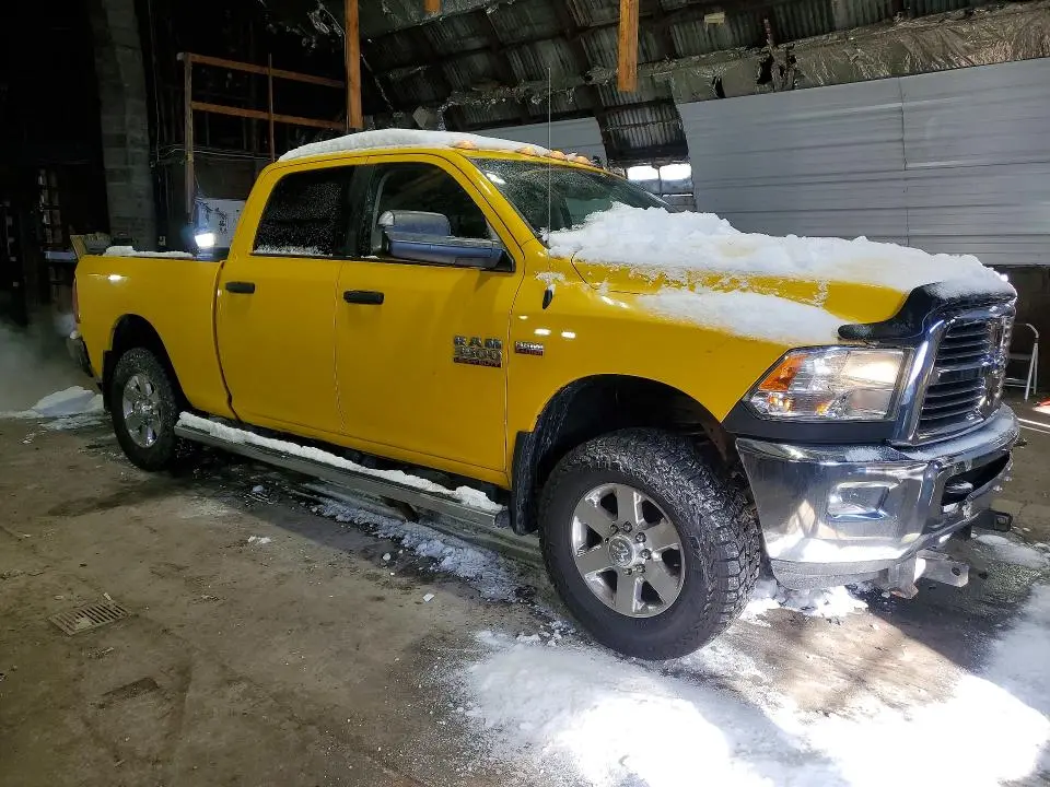 2015 RAM 3500 SLT  