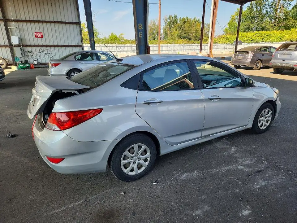 2014 HYUNDAI ACCENT GLS  