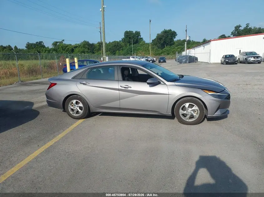 2023 HYUNDAI ELANTRA SE