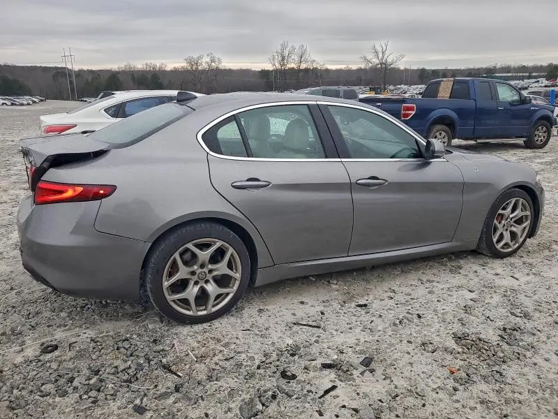 2019 ALFA ROMEO GIULIA TI  