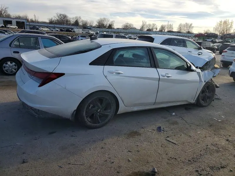 2026 HYUNDAI ELANTRA SEL  