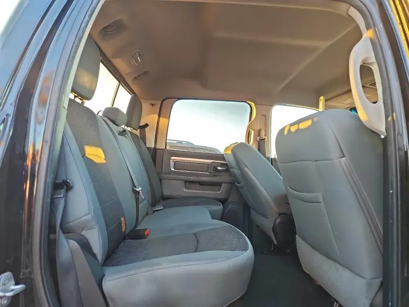 2014 RAM 1500 SLT  