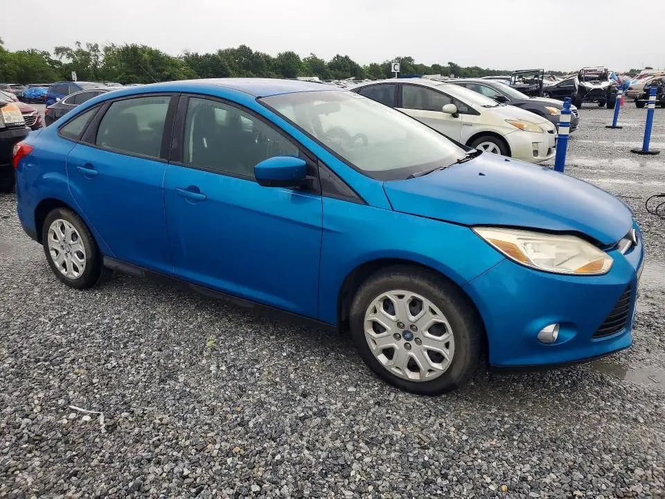 2012 FORD FOCUS SE  