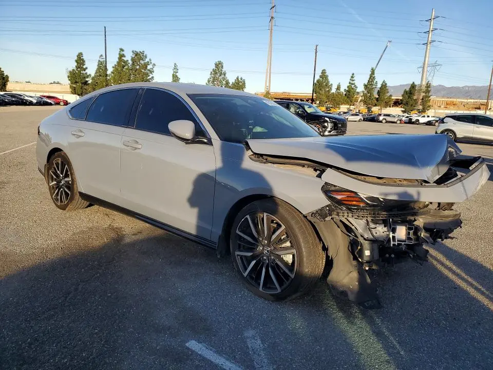 2023 HONDA ACCORD TOURING HYBRID  