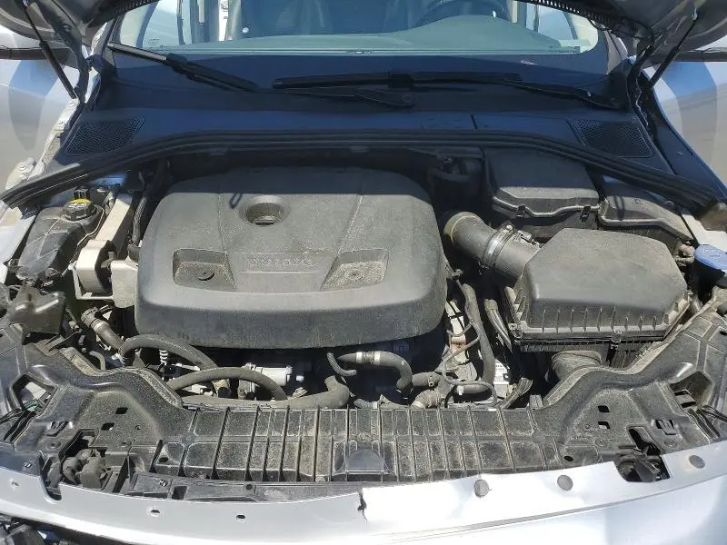 2016 VOLVO V60 T5 PREMIER  