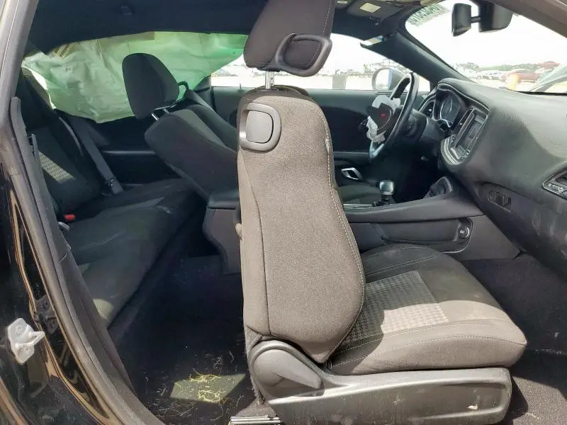 2020 DODGE CHALLENGER SXT  