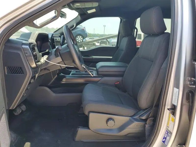 2025 FORD F150 STX  