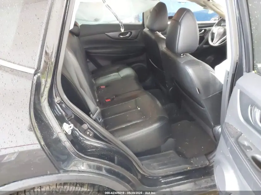 2016 NISSAN ROGUE SL