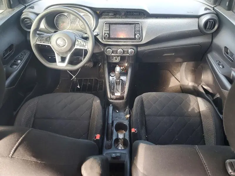 2020 NISSAN KICKS S  