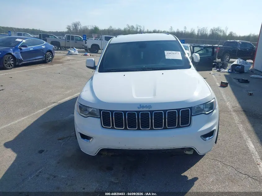 2019 JEEP GRAND CHEROKEE LAREDO 4X2