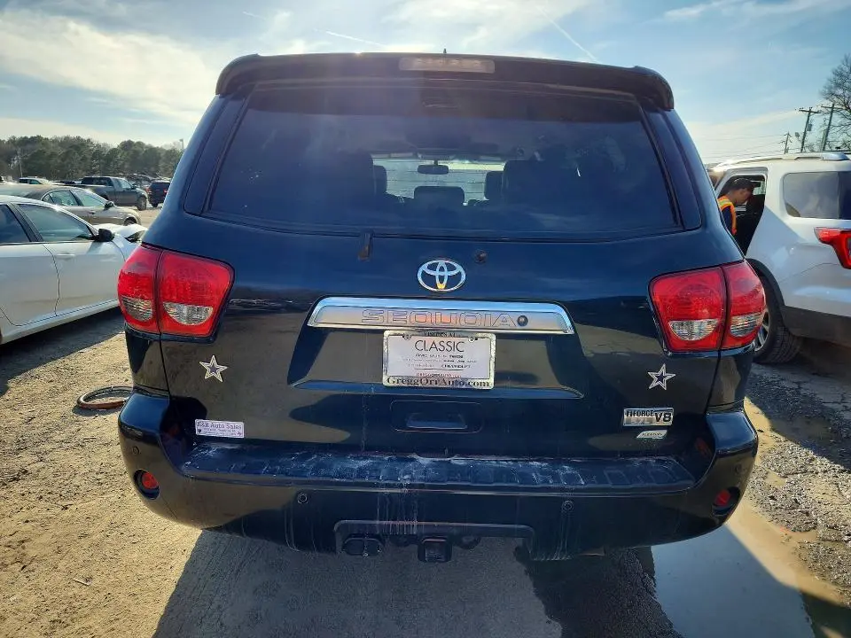 2013 TOYOTA SEQUOIA PLATINUM  