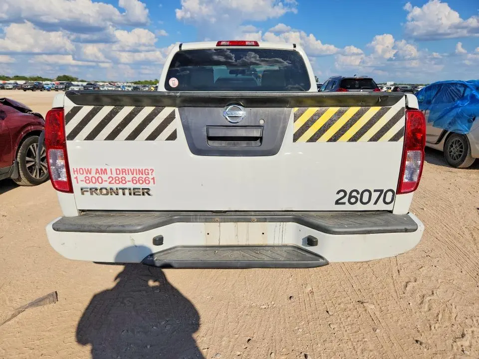 2017 NISSAN FRONTIER S  