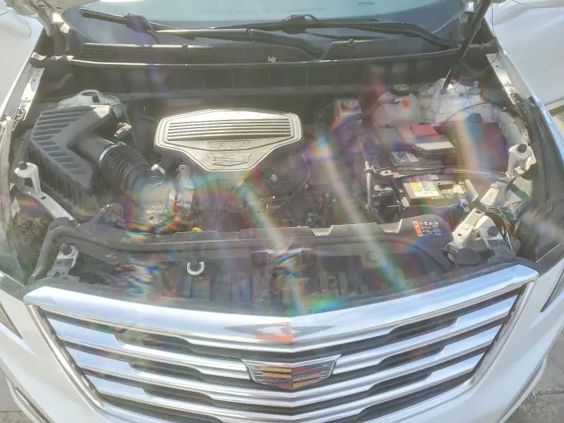 2017 CADILLAC XT5 PREMIUM LUXURY  