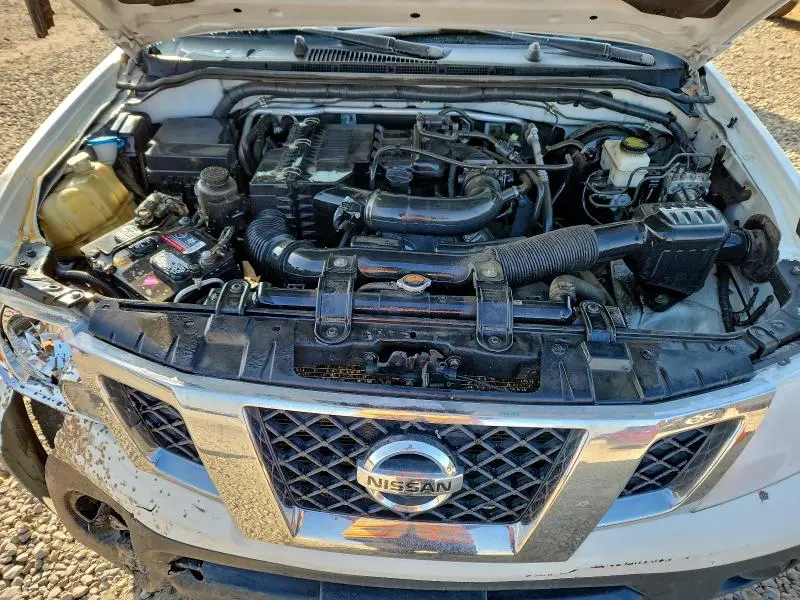 2013 NISSAN FRONTIER S  