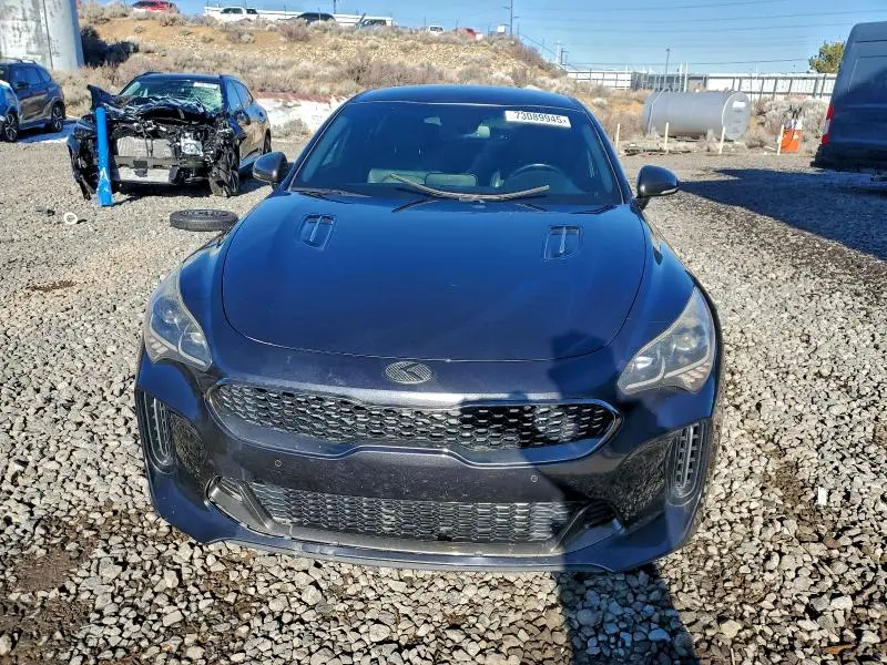 2019 KIA STINGER GT  