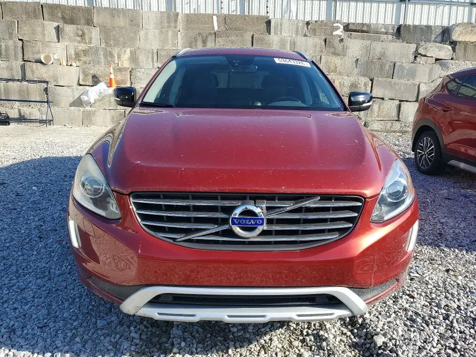 2017 VOLVO XC60 T5 DYNAMIC  