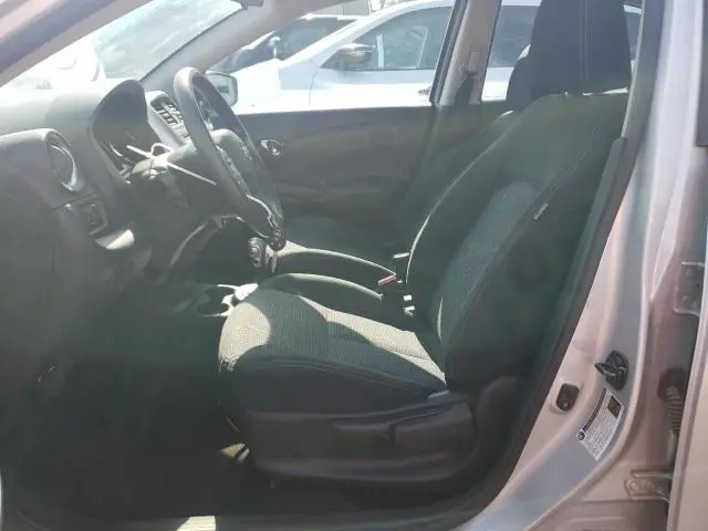 2019 NISSAN VERSA S  