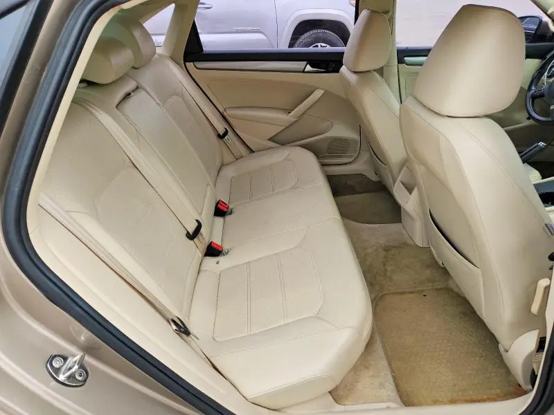 2015 VOLKSWAGEN PASSAT S  