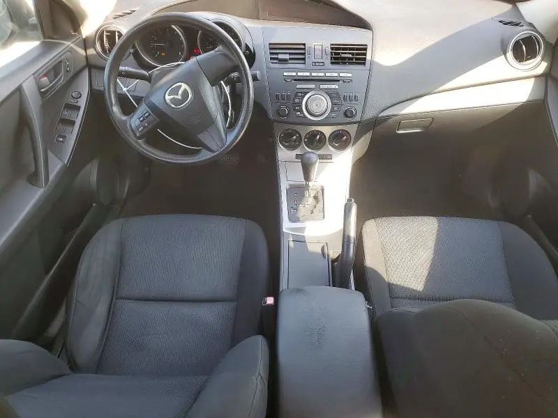 2011 MAZDA 3 I  