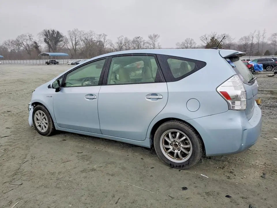 2013 TOYOTA PRIUS V   