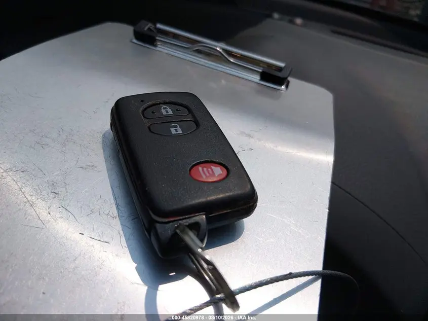 2012 TOYOTA RAV4 LIMITED