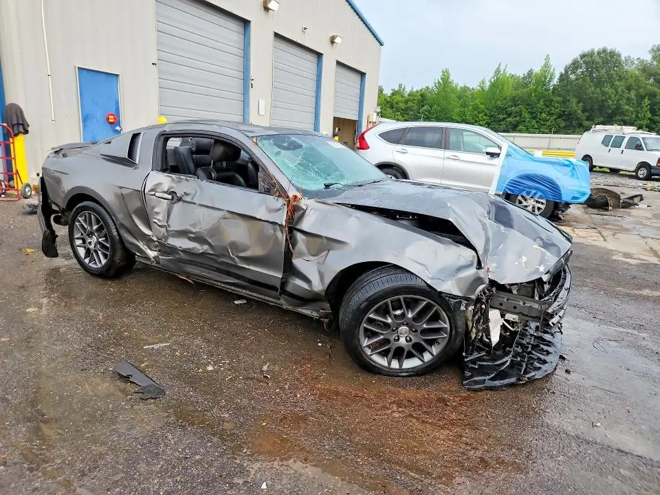 2013 FORD MUSTANG   