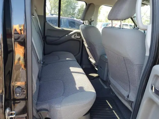 2016 NISSAN FRONTIER S  