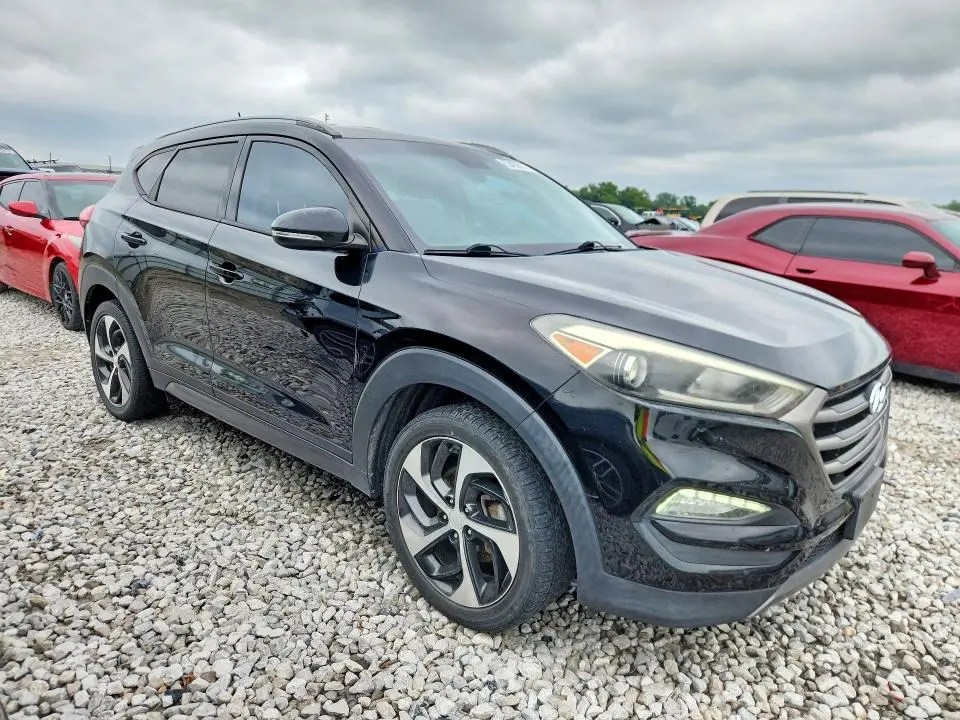2016 HYUNDAI TUCSON SPORT  