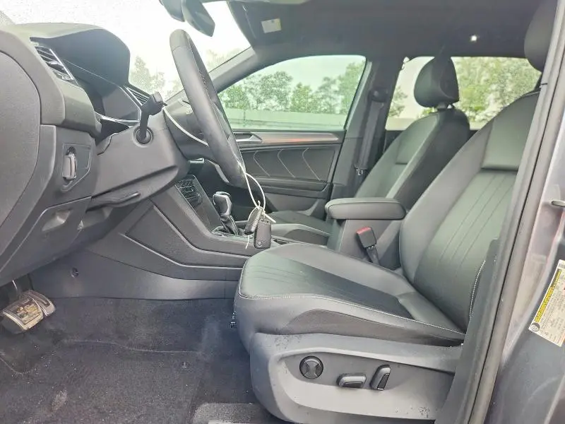 2023 VOLKSWAGEN TIGUAN SE R-LINE BLACK  