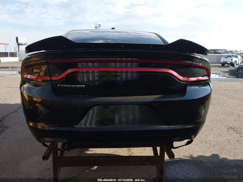 2015 DODGE CHARGER SE