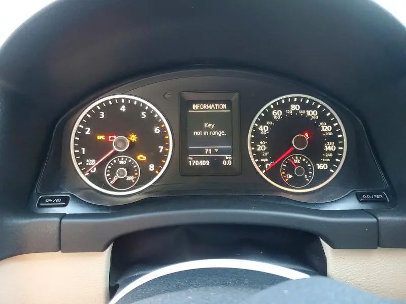 2015 VOLKSWAGEN TIGUAN S  
