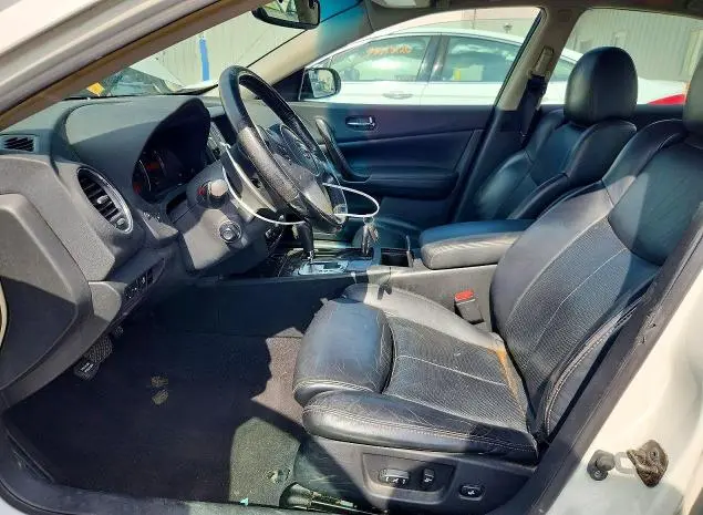 2010 NISSAN MAXIMA S/SV  