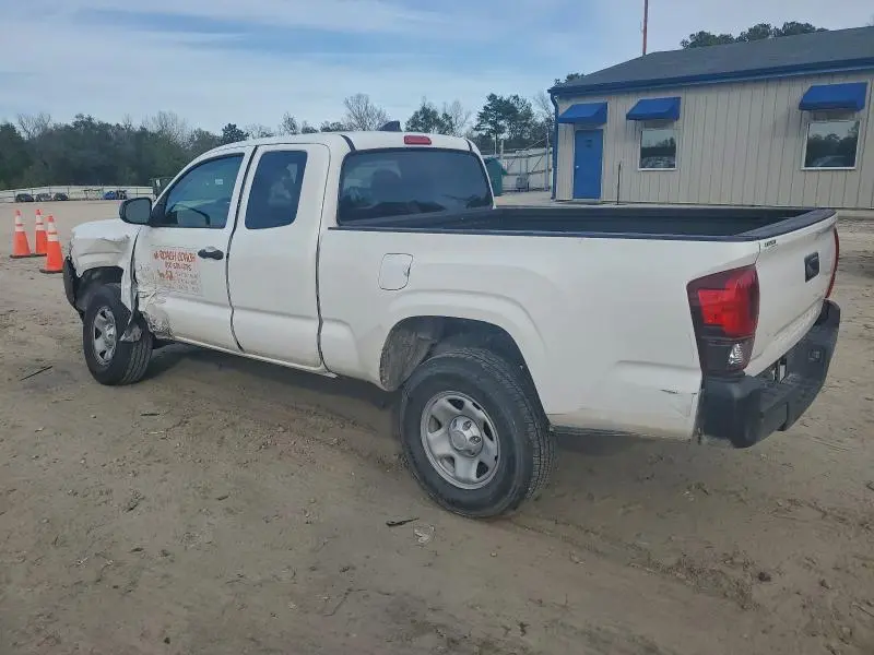 2022 TOYOTA TACOMA SR  