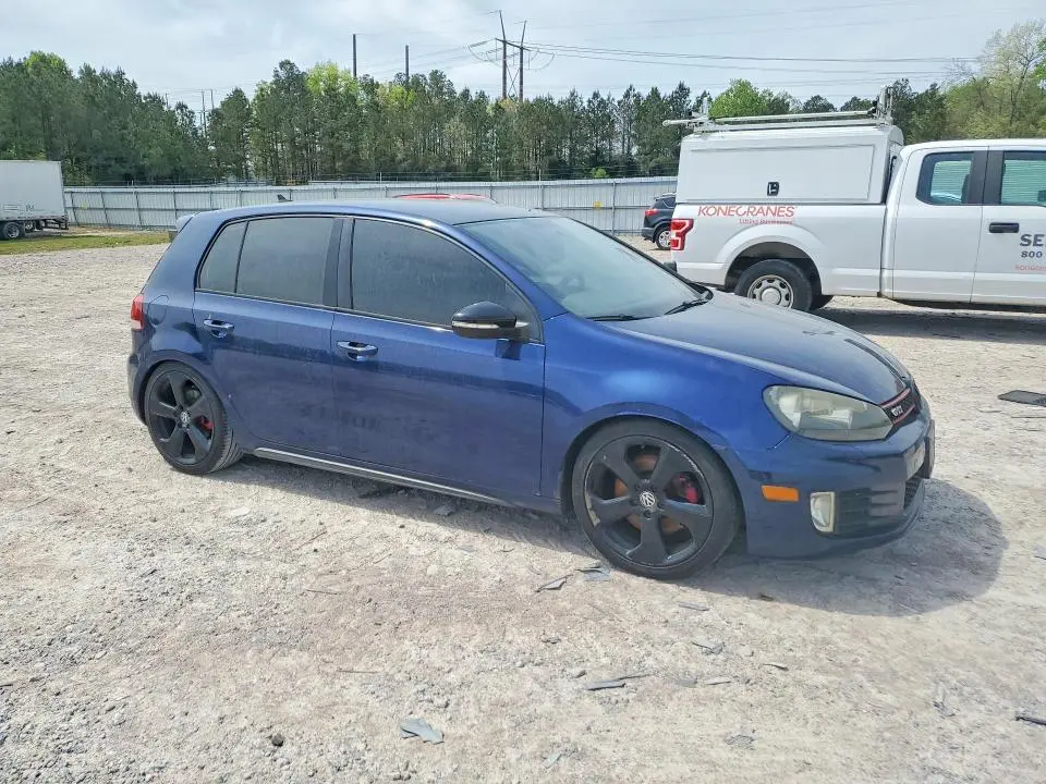 2011 VOLKSWAGEN GTI   
