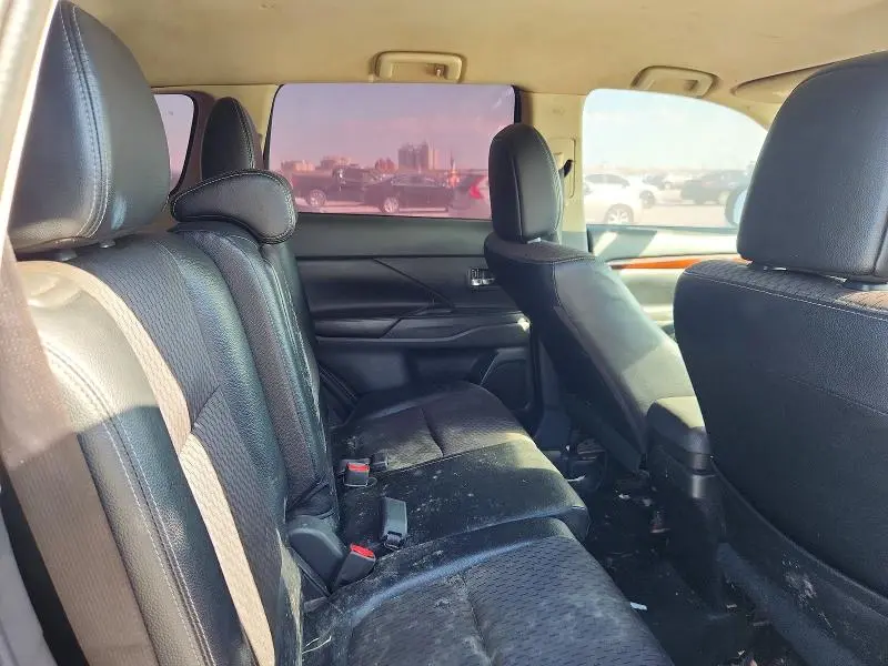 2015 MITSUBISHI OUTLANDER GT  