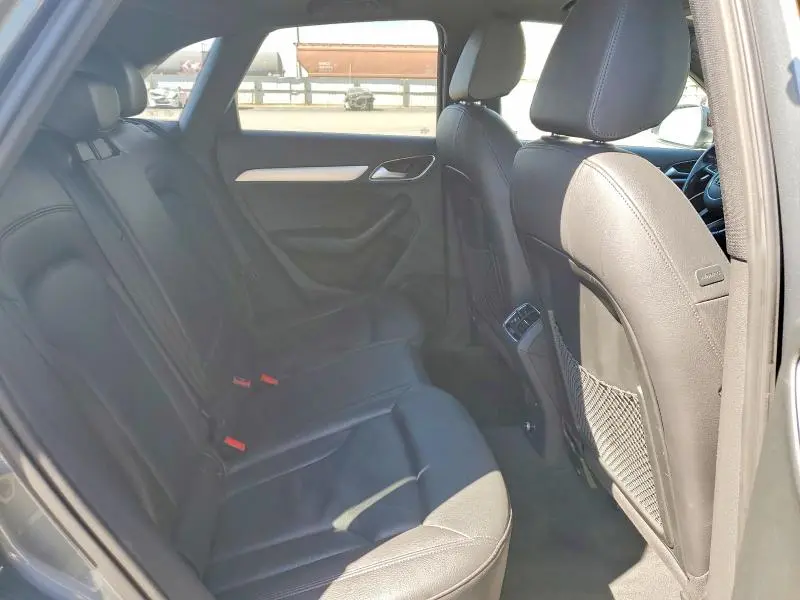 2016 AUDI Q3   