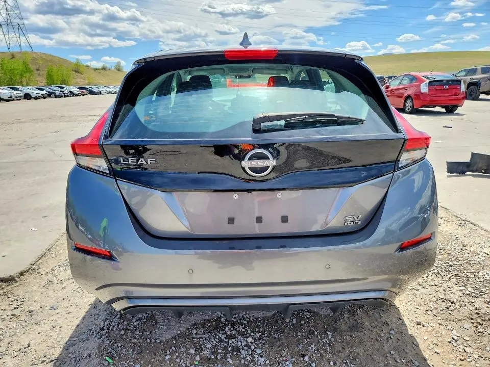 2024 NISSAN LEAF SV PLUS  