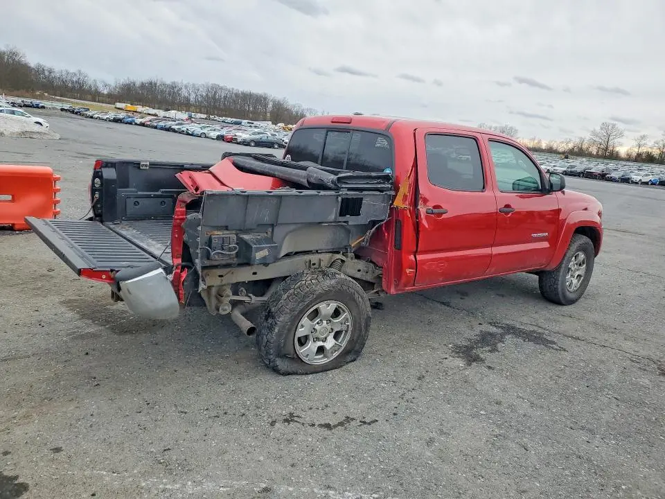2011 TOYOTA TACOMA V6  