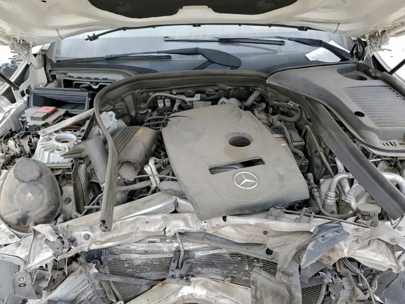 2019 MERCEDES-BENZ GLC 300  