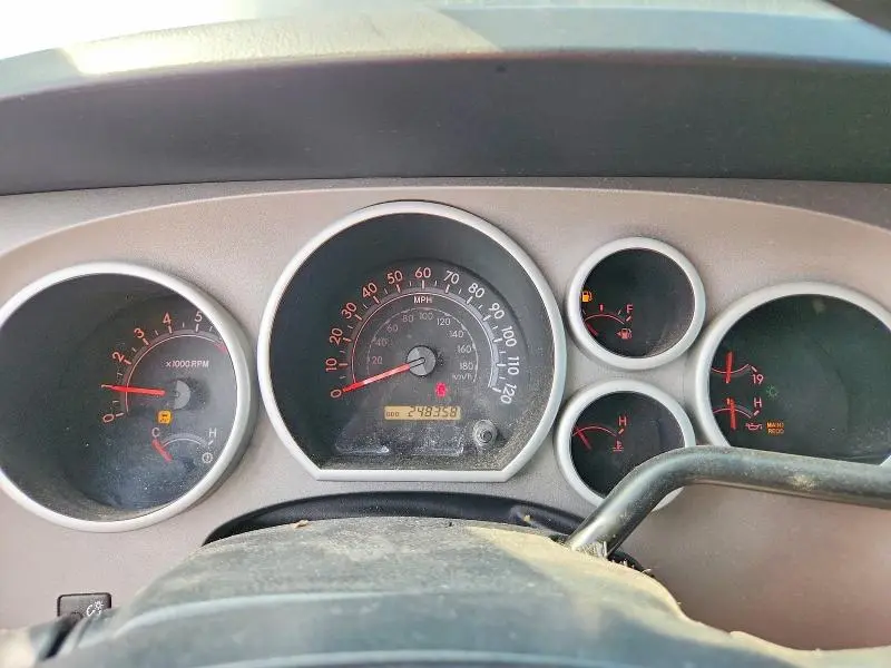 2011 TOYOTA TUNDRA DOUBLE CAB SR5  