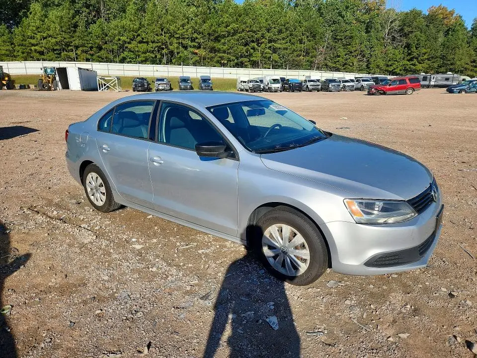2014 VOLKSWAGEN JETTA BASE  