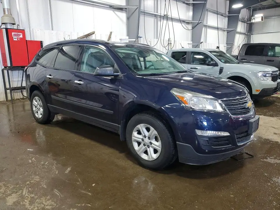 2017 CHEVROLET TRAVERSE LS  