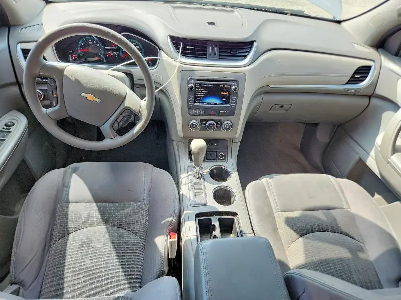 2016 CHEVROLET TRAVERSE LS  