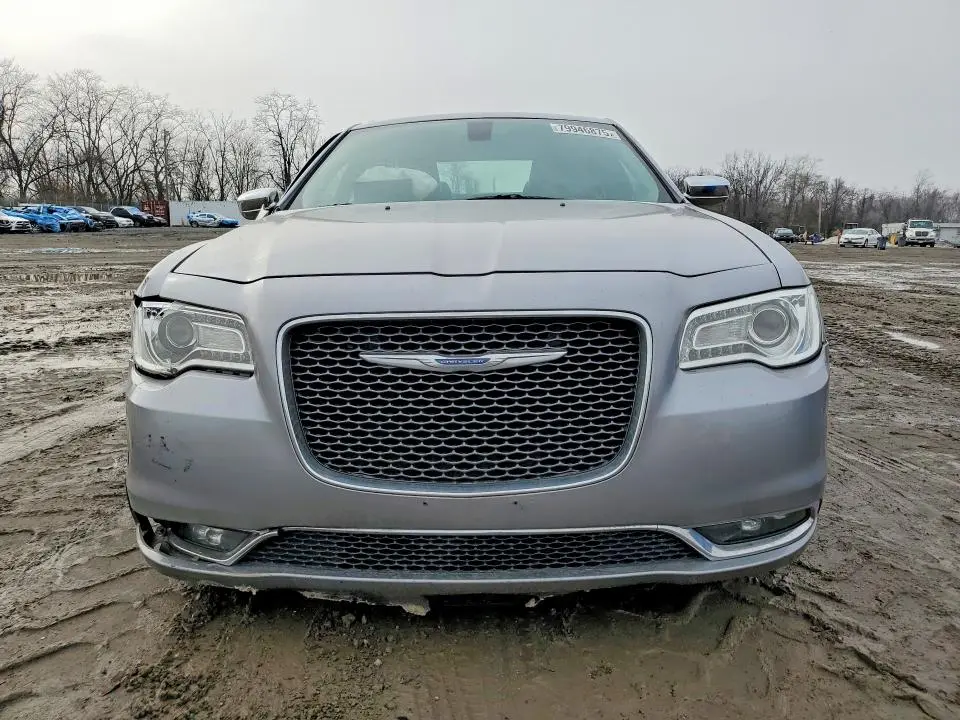2018 CHRYSLER 300 LIMITED  