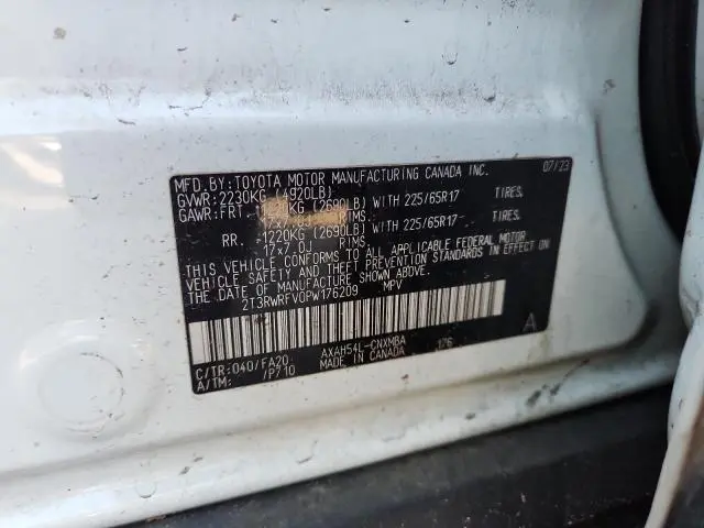 2023 TOYOTA RAV4 XLE  
