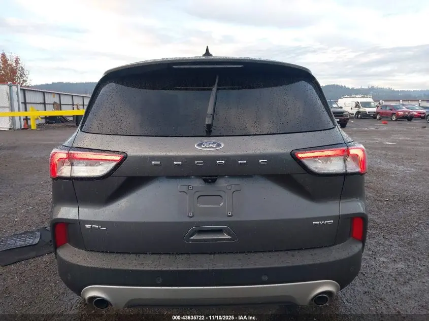 2021 FORD ESCAPE SEL