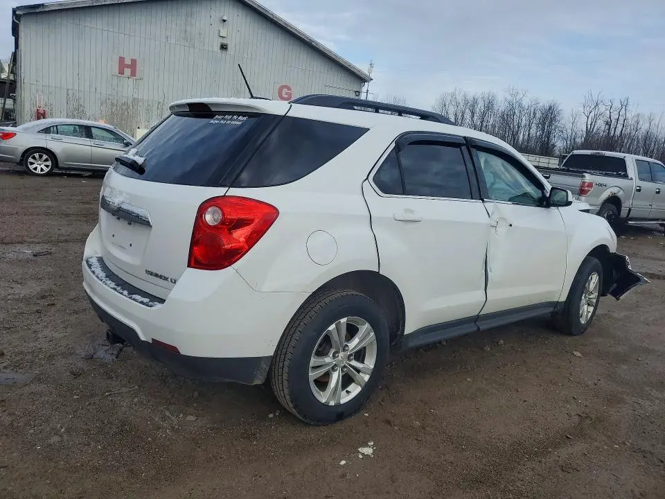 2015 CHEVROLET EQUINOX LT  