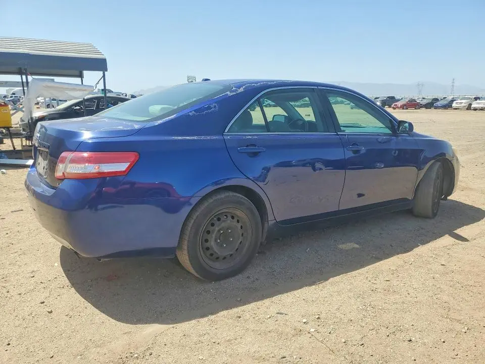 2010 TOYOTA CAMRY LE  