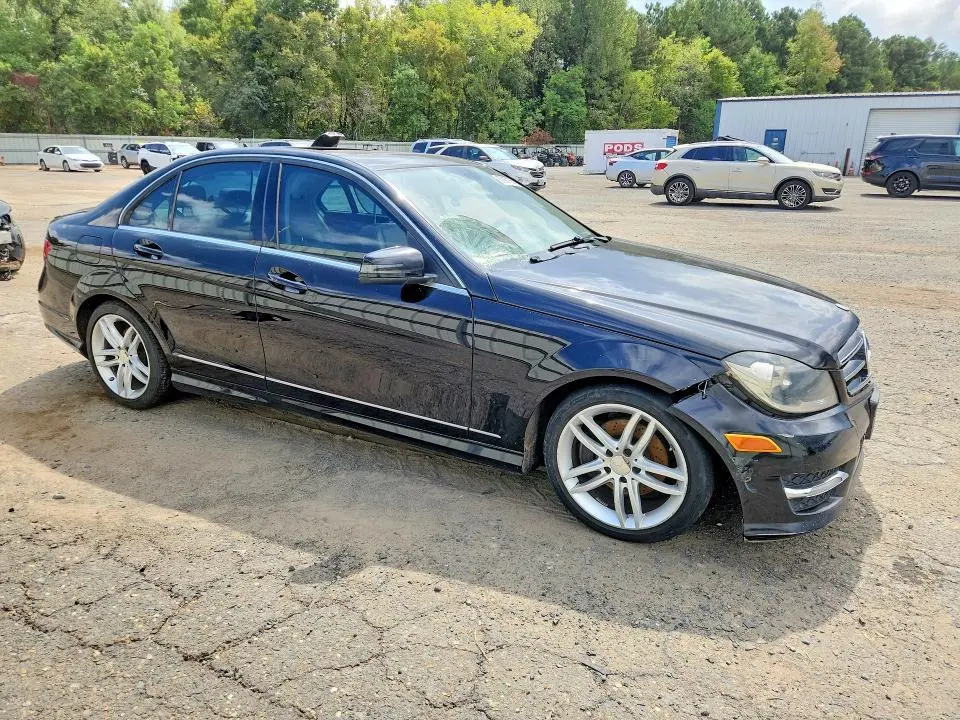 2013 MERCEDES-BENZ C 250  